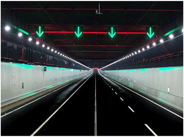 El papel de las pantallas LED de tráfico en el puente Shenzhen-Zhongshan